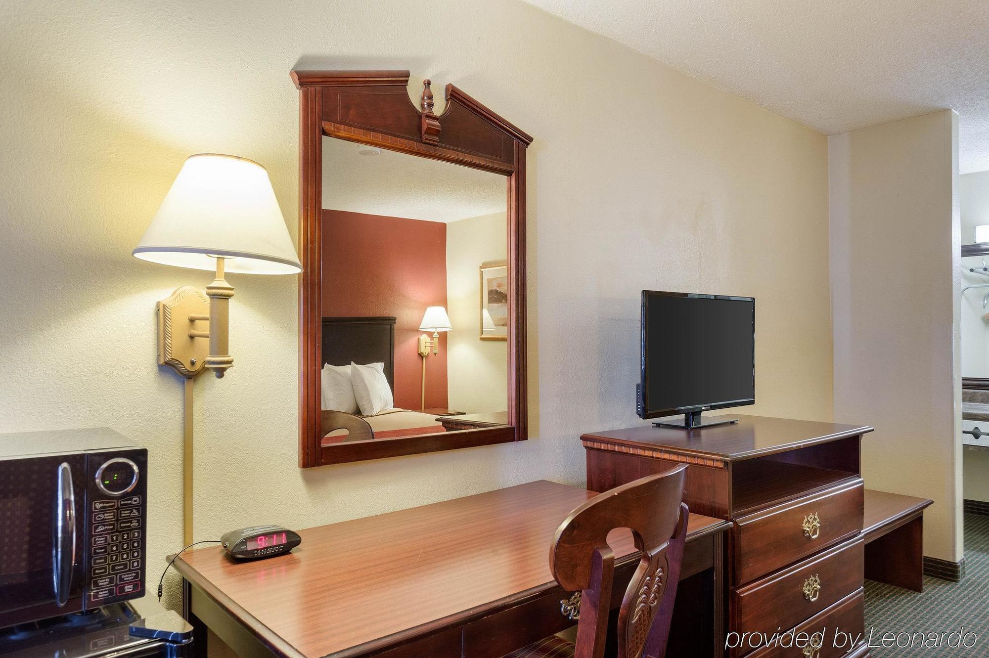 Rodeway Inn West Memphis Zewnętrze zdjęcie
