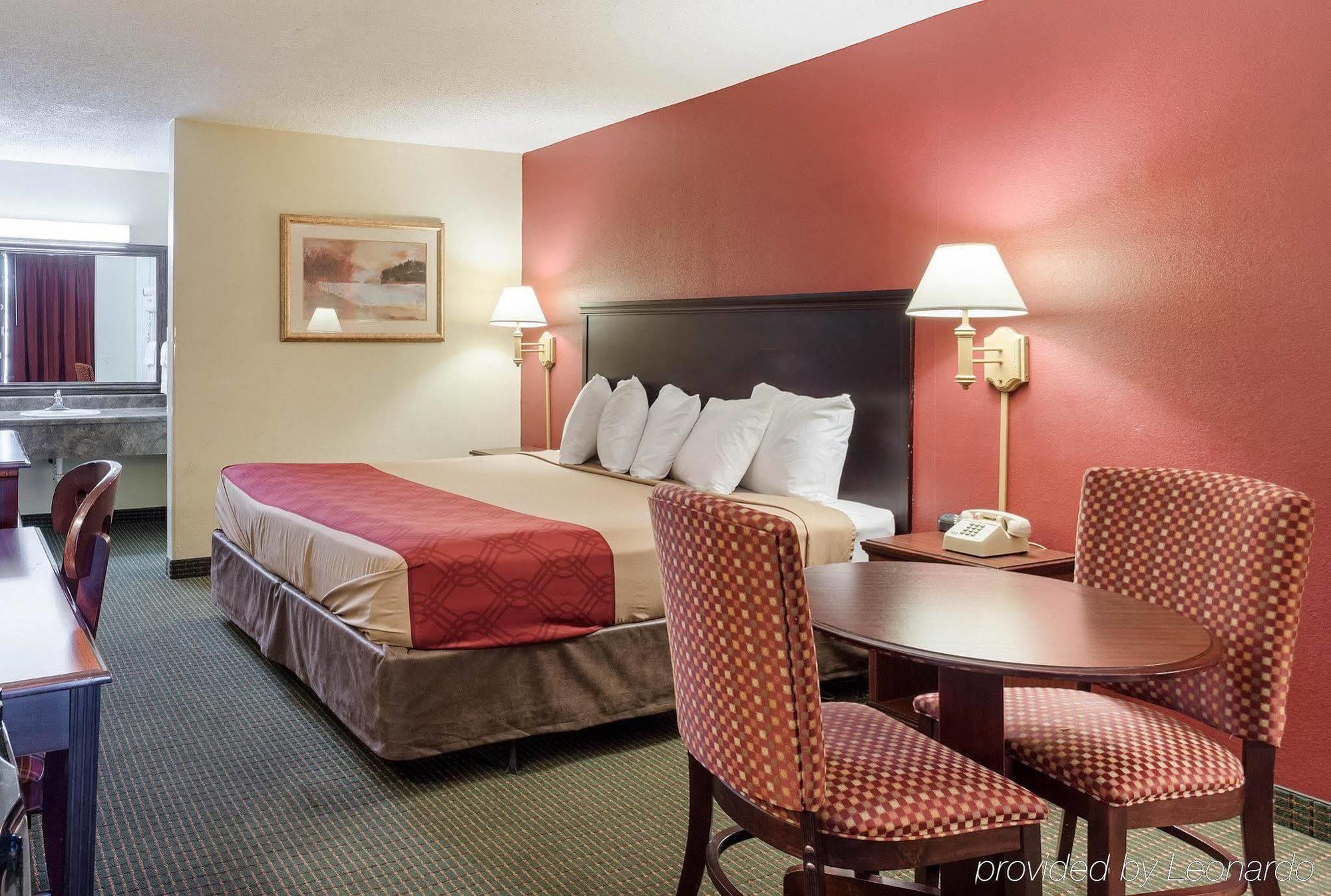 Rodeway Inn West Memphis Zewnętrze zdjęcie